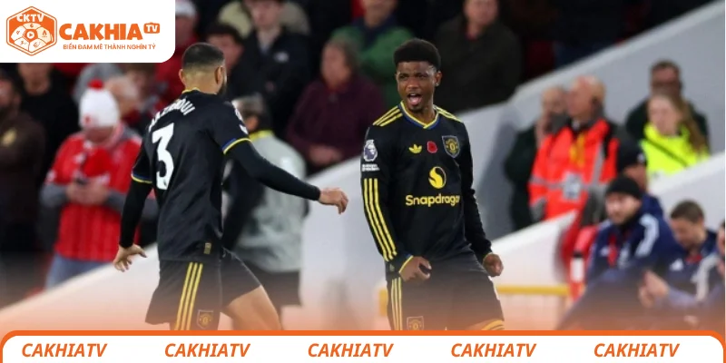 Amad Diallo tỏa sáng với cú volley: Cứu tinh của MU tại The City Ground 2 Amad Diallo là cầu thủ trẻ chưa có cơ hội thể hiện bản thân trước trận đấu